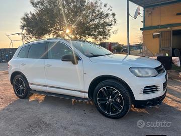 Volkswagen touareg 3.0 tdi 245 cv full optional 