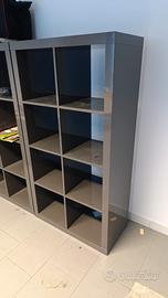 libreria grigia