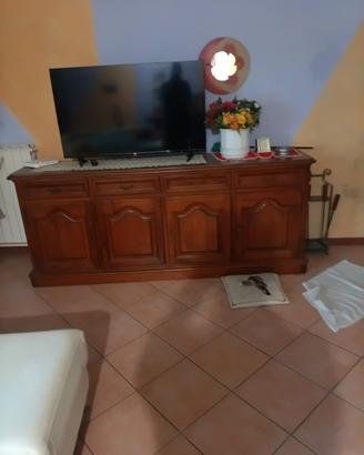 sala in massello noce