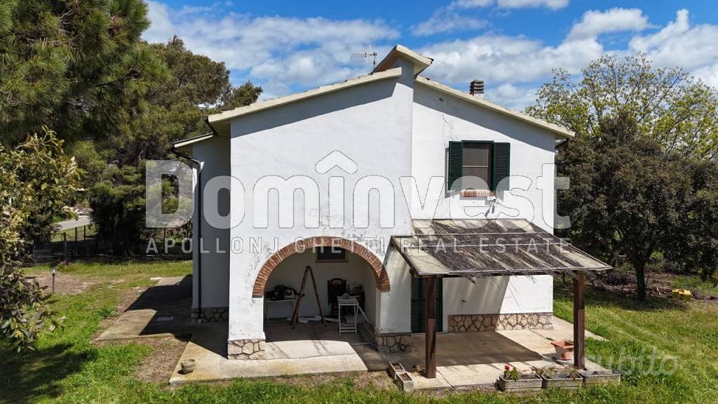 Rustico / Casale di 160 m² con 5 locali a Capalbio - Altro