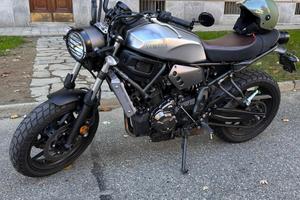Yamaha XSR 700 PATENTE A2