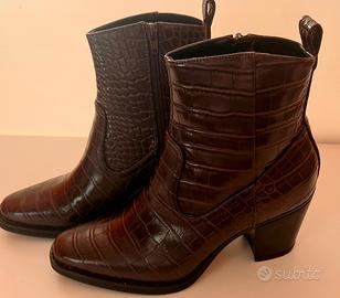 stivaletti donna tacco grosso