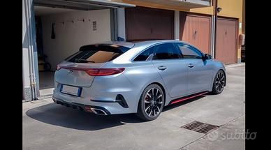 Kia ProCeed GT 204cv dct