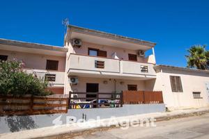 GRAZIOSO APPARTAMENTO CON FINITURE DI PREGIO A STI