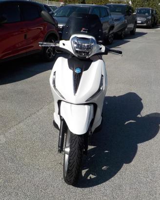 PIAGGIO Beverly 300 i.e. - Anno