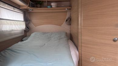 Camper semintegrale Roller Team