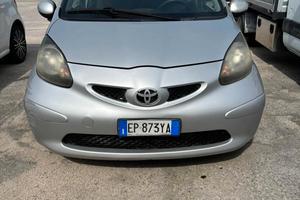 Toyota Aygo 1.4 turbodiesel 5 porte Sol