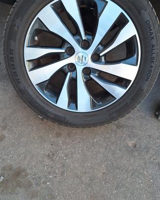 2 gomme 4 stagioni nuove