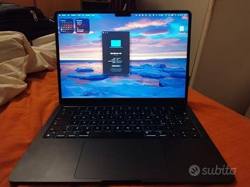 MacBook Air M2 13 2022