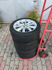 Cerchi e gomme T-Roc 215 50 R 18