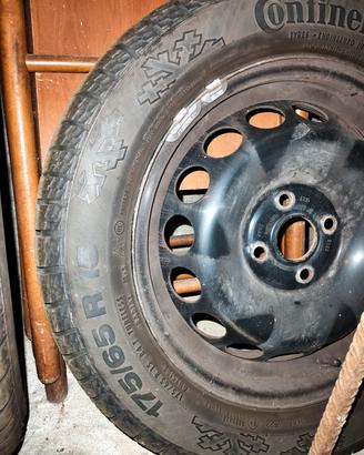 175 65 15 Continental invernali con cerchi
