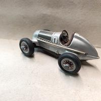 Modellino Mercedes Benz 1936. Schuco