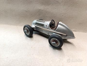 Modellino Mercedes Benz 1936. Schuco