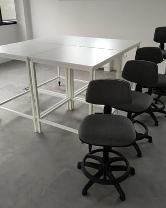 Tavoli alti su rotelle 80×80 cm – come nuovi