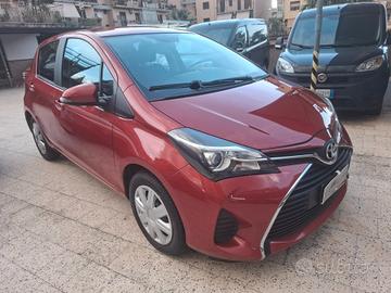 Toyota Yaris - 1.0 VVT-i Lounge Camera