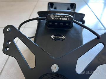 Porta targa Triumph Speed Triple 1050 2016/2017