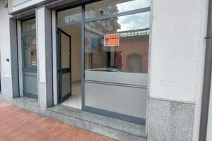Locale commerciale gioia tauro