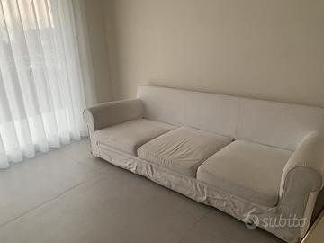 Divano  3 posti