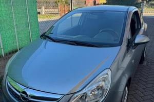 Opel corsa 2012 GPL