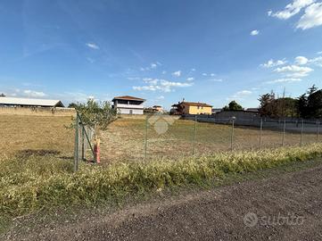 TER. RESIDENZIALE A FIUMICINO