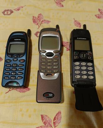 telefoni vintage Nokia Mitsubishi BlackBerry