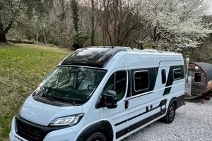 Van Adria Twin 640 SLB