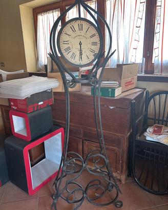 Orologio in ferro battuto