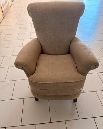 Poltrona Classica vintage in tessuto Beige