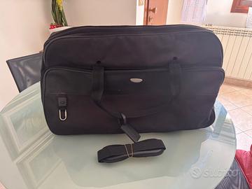 Borsa viaggio capiente