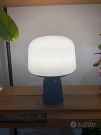 Lampada da tavolo ricaricabile con cavo