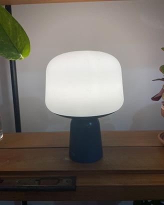 Lampada da tavolo ricaricabile con cavo