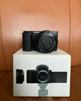 Sony ZV-E10 Mirrorless- Streaming/Vlog
