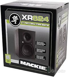 CERC0 Diffusori Monitor MACKIE XR624