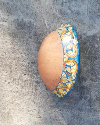 Applique in terracotta