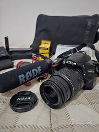 Nikon D3200 + Nikkor 18-55 VR II + Microfono Rode