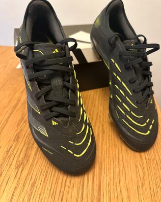 SCARPINI ADIDAS  PREDATOR