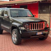 Jeep Cherokee KK 2.8 CRD Overland