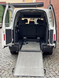 Volkswagen Caddy Maxi Disabili Posti 5+1