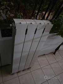 Termosifone in alluminio bianco 4 elementi