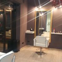 specchi, vetrine ed altro arredamento parrucchiere