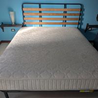 materasso e rete matrimoniale 