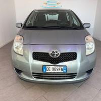 TOYOTA Yaris 1.3 5 porte