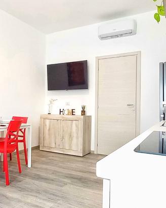 Stanza con BAGNO PRIVATO e BALCONE