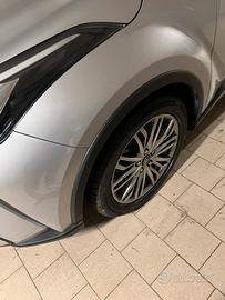 Toyota Chr 2.0 184 cv loungr premium