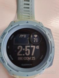GARMIN INSTINCT