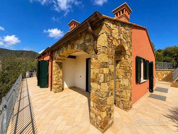 Villa di 240 m² con 5 locali e box auto doppio a T