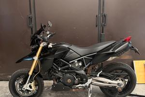 Aprilia Dorsoduro 1200