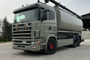 Scania 164 580 cisterna mangimi