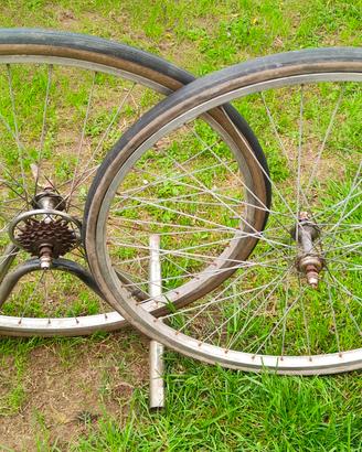 ruote 28" vintage Iride
