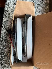 frecce direzione dinamiche specchietti volkswagen